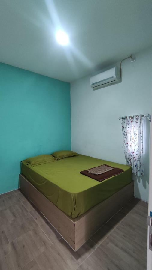 Rumah Teman Hostel Семаранг Екстериор снимка