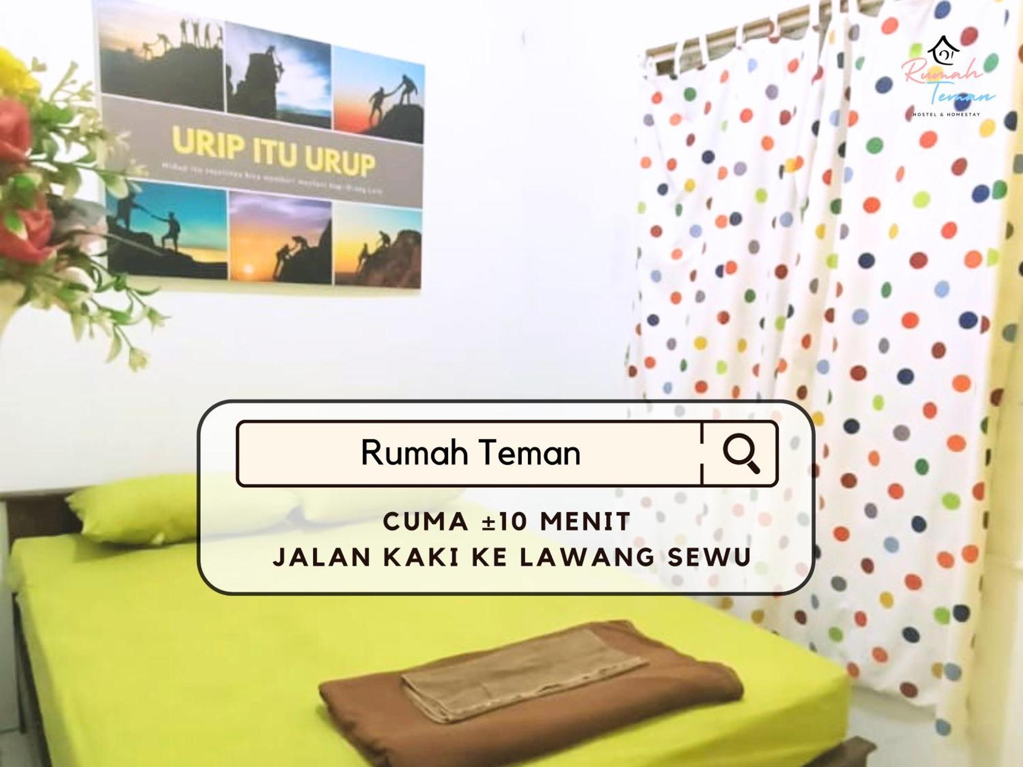 Rumah Teman Hostel Семаранг Екстериор снимка